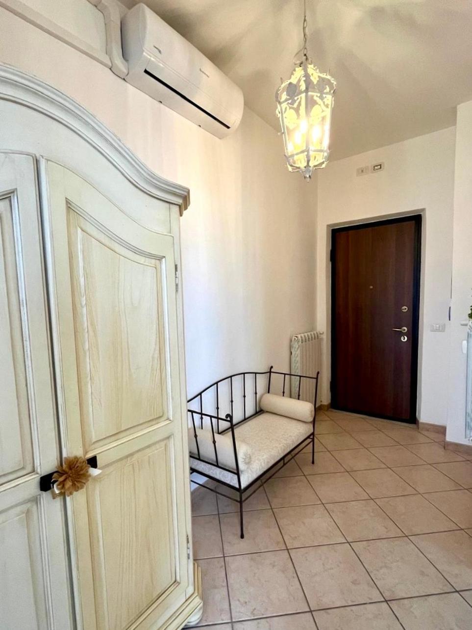 Appartamento Ciampino - Cavaliere Di Cuori Экстерьер фото